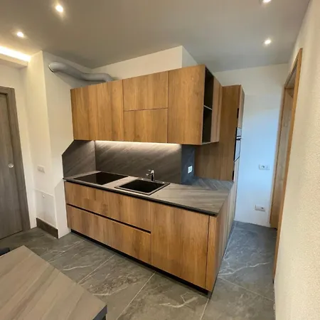 Trilocale Nel Centro Storico Di 公寓