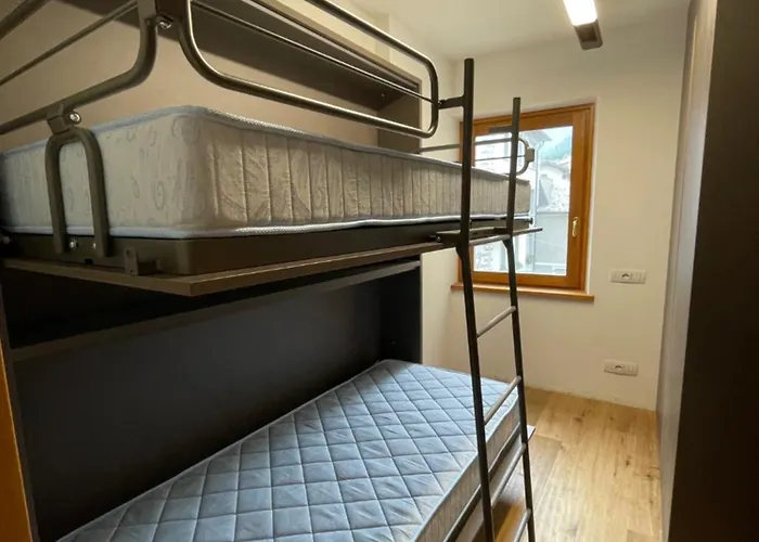 Trilocale Nel Centro Storico Di * Bormio