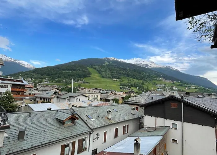 Trilocale Nel Centro Storico Di Lägenhet Bormio